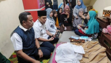 Korban A (2) tewas terseret arus saat dievakuasi petugas.