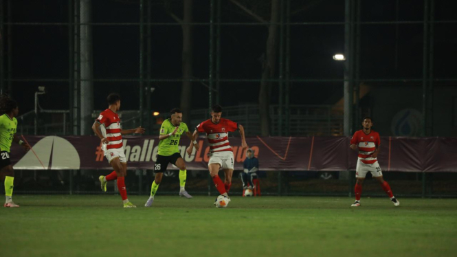 Madura United Lawan Tainan City di Taiwan.