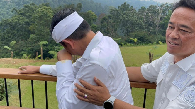 Tangis Dedi Mulyadi Lihat Alih Fungsi Lahan Ugal-ugalan di Puncak
