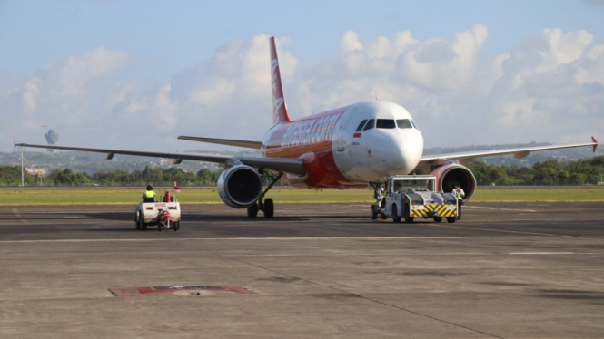 Pesawat yang parkir di Bandara Ngurah Rai Bali 