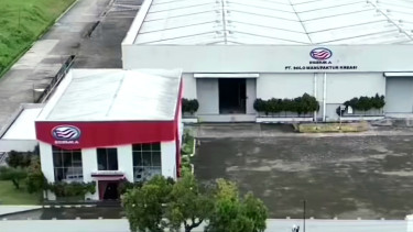 Penampakan pabrik produksi Esemka