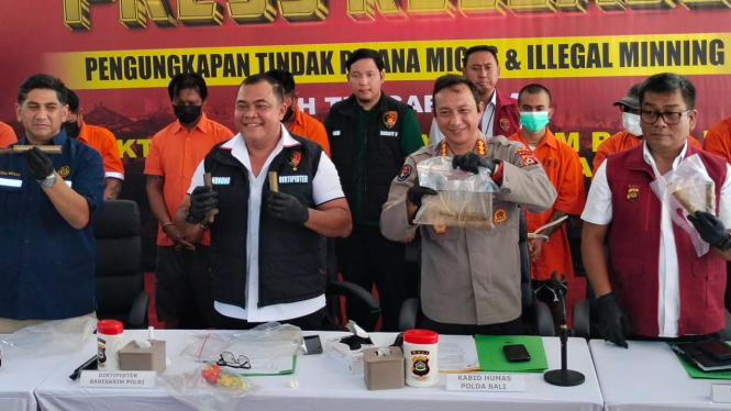 Bareskrim Polri ungkap kasus pengoplosan LPG bersubsidi di Bali.