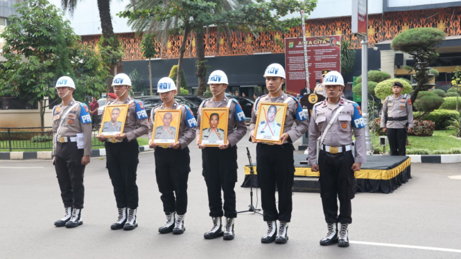 Istimewa