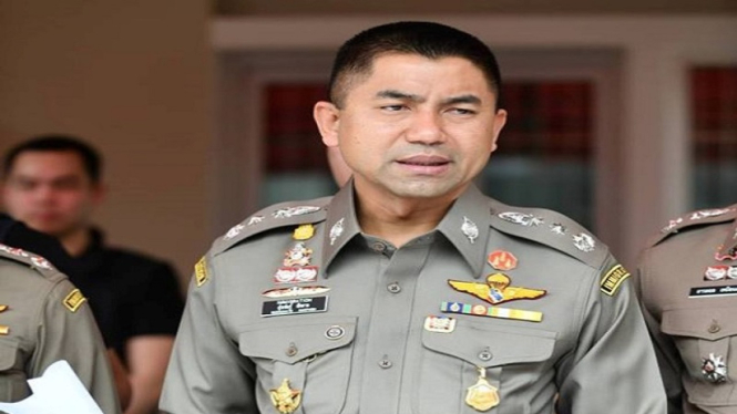 Wakil Kepala Polisi Kerajaan Thailand, Surachate Hakparn dipecat