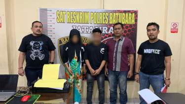 Sepasang remaja saat diamankan Polisi.(dok Polres Batubara)