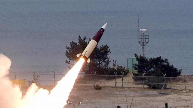 VIVA Militer: MGM-140 ATACMS (Sistem Rudal Taktis Angkatan Darat)