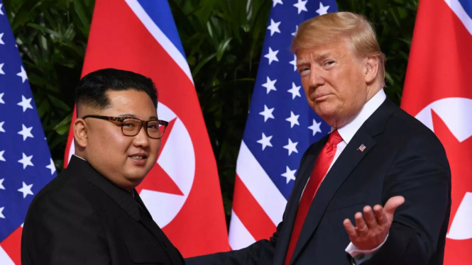 VIVA Militer: Donald Trump dan Kim Jong-un