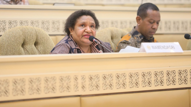 Wakil Menteri Dalam Negeri (Wamendagri), Ribka Haluk