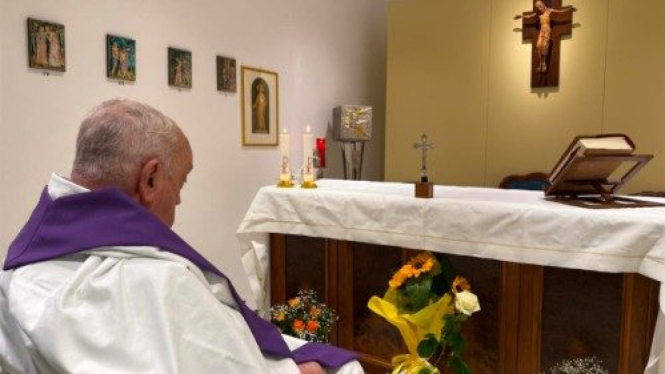 Foto Terbaru Paus Fransiskus Selama Masa Pemulihan di RS (Doc: Vatican News)