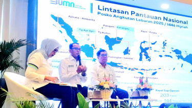 [Direktur Utama PT ASDP Indonesia Ferry (Persero), Heru Widodo, dalam konferensi pers di kantornya, kawasan Pramuka, Jakarta Timur, Senin, 17 Maret 2025]