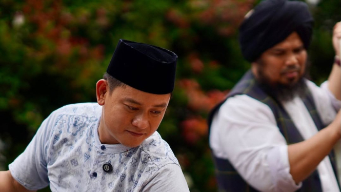 Bobon Santoso dan Ustaz Derry Sulaiman