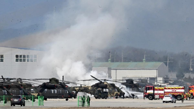 VIVA Militer: Helikopter militer Korea Selatan hancur di Pangkalan Udara Yangju