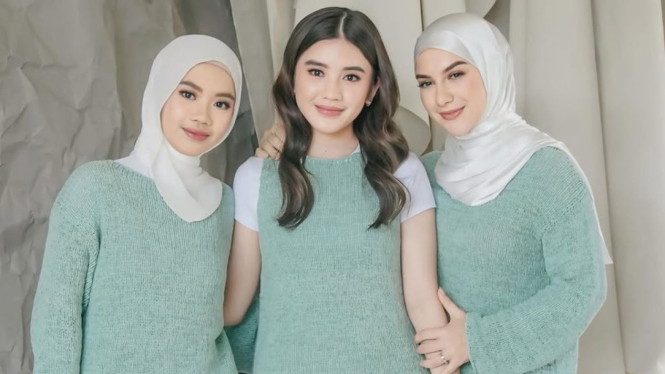 Irish Bella dan Kedua Putrinya