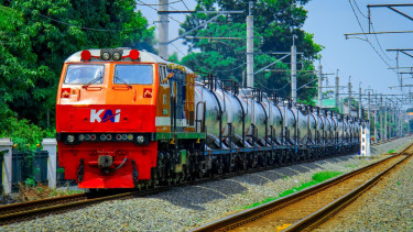 Kereta api yang dioperasikan KAI untuk mengangkut BBM