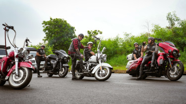 Film komunitas Harley-Davidson Five Wolves