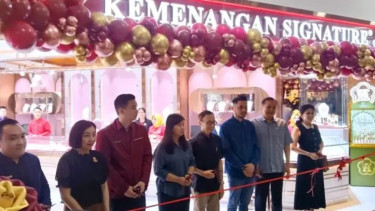 Toko emas Kemenangan Signature