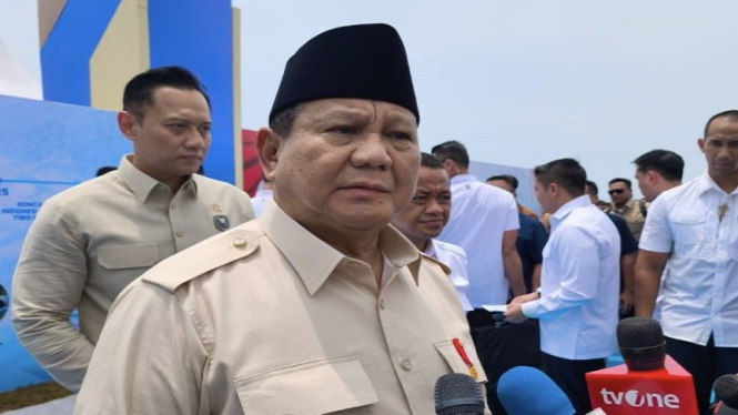 Presiden Prabowo Subianto mendokan Timnas Indonesia lawan Australia sore ini