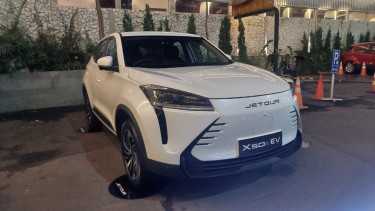 Mobil listrik Jetour X50e