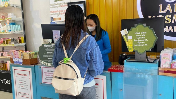 Pengusaha kosmetik binaan BRI dengan omset yang terus meningkat