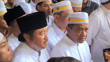 Ketua Umum Partai Golkar, Bahlil Lahadalia di Pondok Pesantren (Ponpes) Al Ashriyyah Nurul Iman Islamic Boarding School, Bogor, Jawa Barat.