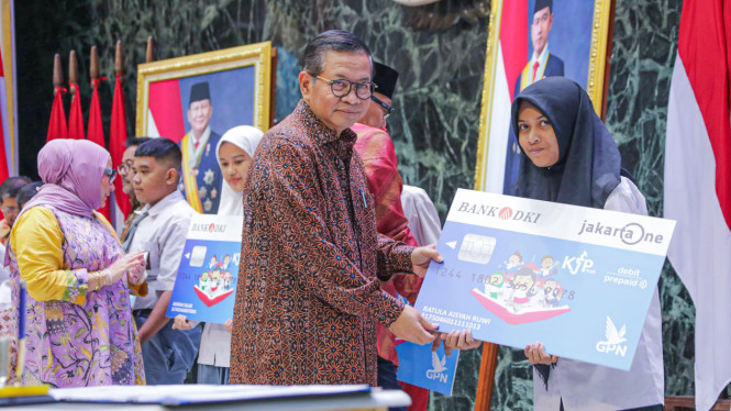 Penyaluran KJP plus tahap I 2025 (Dok. Humas Bank DKI)