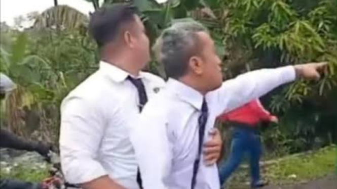 Tangkapan layar video viral Bupati Jeneponto mengamuk di Jalan usai dilantik