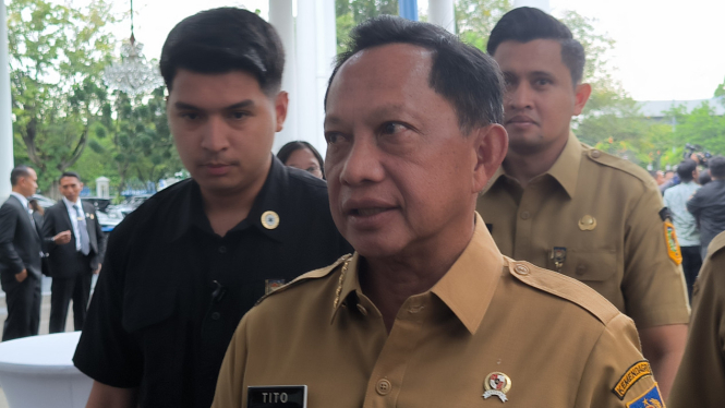 Mendagri Tito Karnavian di Kompleks Istana Kepresidenan, Jakarta Pusat, Senin, 24 Maret 2025