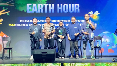 Earth Hour Jakarta 'Switch Off 2025'.