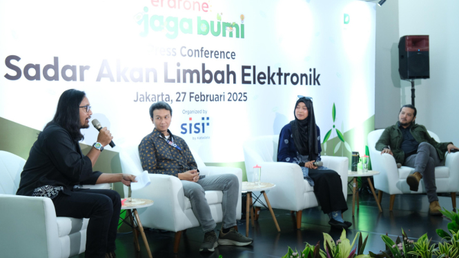 Press Conference Sadar Akan Limbah Elektronik