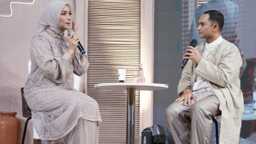 Citra Kirana (kiri).