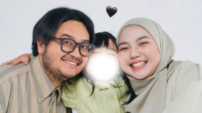 Orang tua Arra bocah viral, Billi Sandi dan Mega Vallentina 