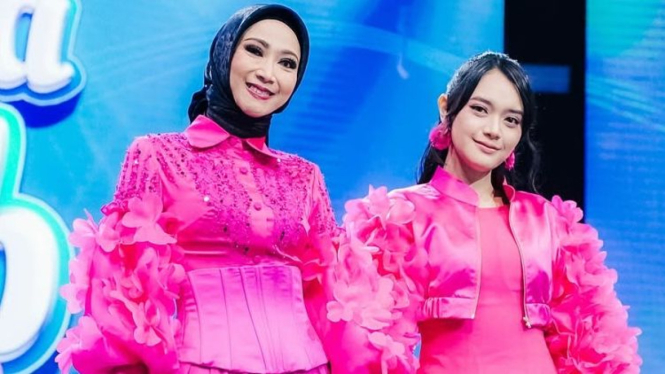 Ira Swara dan Nia Swara