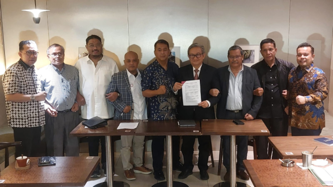 Sejumlah advokat ternama yang tergabung dalam delapan organisasi advokat dan masyarakat sipil kini bergabung dalam Forum Peduli Advokat Indonesia