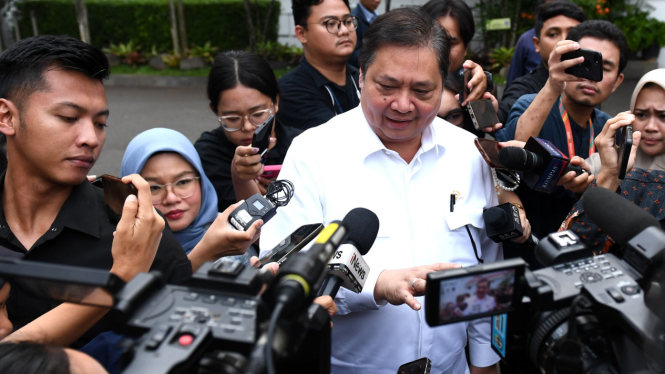 Menko bidang Perekonomian, Airlangga Hartarto di Kompleks Istana Kepresidenan, Jakarta Pusat (sumber foto: Kris - Biro Pers Sekretariat Presiden)