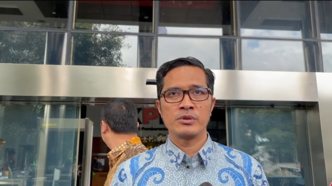 Tim Hukum Hasto, Febri Diansyah di KPK