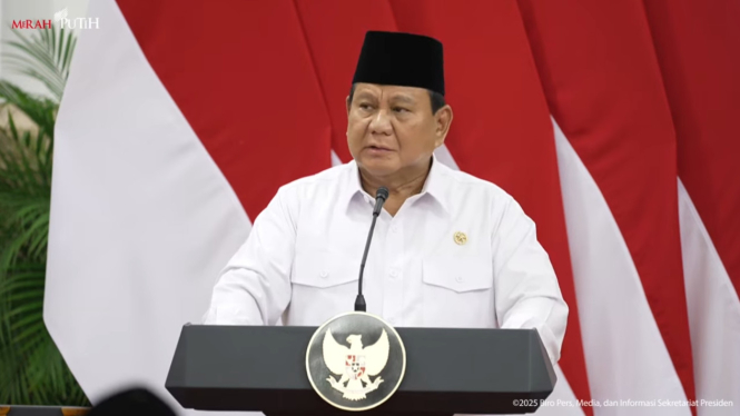 Presiden RI Prabowo Subianto dalam acara pembayaran zakat melalui Badan Amil Zakat Nasional (BAZNAS) di Istana Negara, Jakarta Pusat, Kamis, 27 Maret 2025 (sumber foto: tangkapan layar YouTube Sekretariat Presiden)