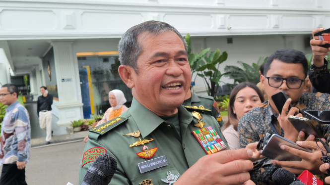 Kepala Staf TNI Angkatan Darat (KSAD), Jenderal Maruli Simanjuntak di Kompleks Istana Kepresidenan, Jakarta Pusat, Kamis, 27 Maret 2025
