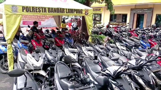 Pemudik titipkan motor di Polresta Bandar Lampung