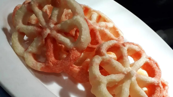 Kue Seroja