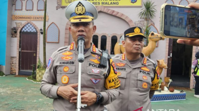 Dirlantas Polda Jawa Timur Kombes Pol Komarudin