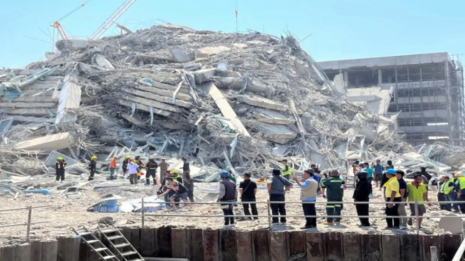 Sebuah gedung tinggi runtuh di Chatuchak, Bangkok, imbas gempa Myanmar
