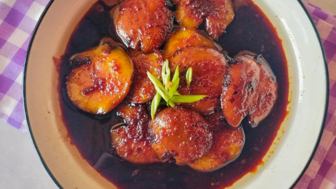 Ilustrasi semur jengkol