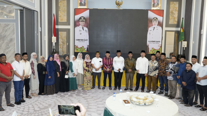 Anggota DPR RI Syahrul Aidi Maazat Lepas Pemudik Gratis ke Kampar Riau