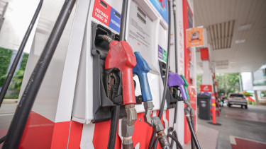 Pertamina Patra Niaga menurunkan harga BBM pada saat Lebaran