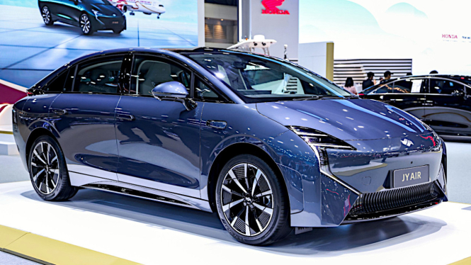 Mobil listrik JY Air EV buatan maskapai JuneYao Airlines
