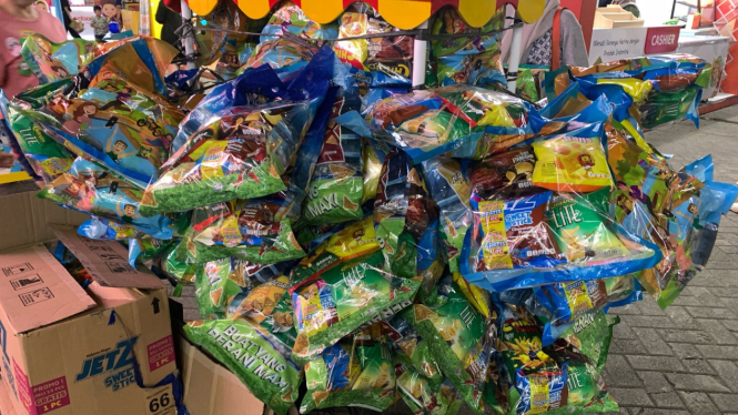 Snack Rp10 ribuan di Lebaran Fair 2025
