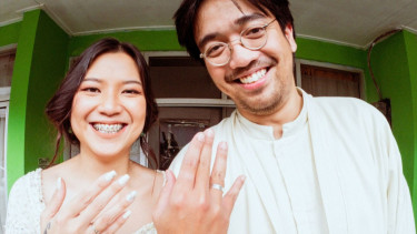 Danilla Riyadi umumkan telah menikah dengan Satryo Rizqi