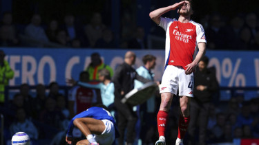 Pemain Arsenal, Declan Rice saat melawan Everton