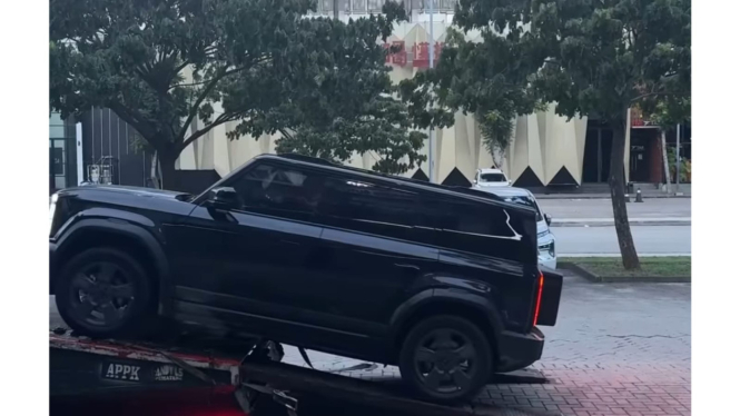 Viral pemilik Chery J6 keluhkan ban mobil rusak