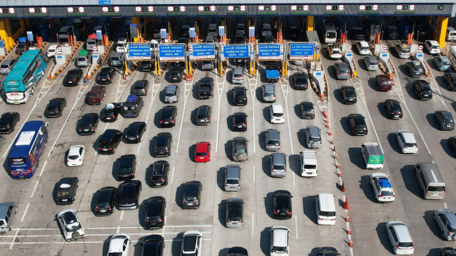 Arus balik di Gerbang Tol Cikampek Utama 2 [Humas Jasa Marga]